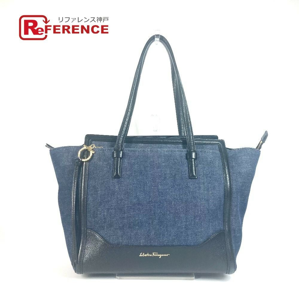 Salvatore Ferragamo サルヴァトーレフェラガモ ロゴ ハンドバッグ